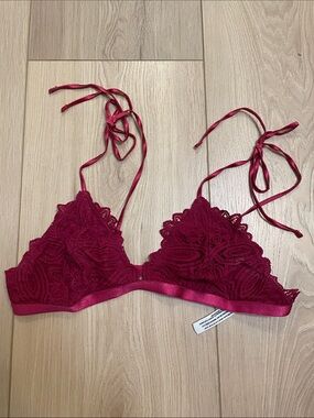 Free People Scalloped Lace Tie-Bralette in Wine